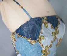 Load image into Gallery viewer, 50s HORROCKSES FASHIONS BLUE STRAPPY FULL SKRTED FLORAL GRID PRINT SUN DRESS - S