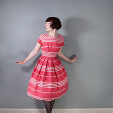 Load image into Gallery viewer, 50s 60s CRANBERRY PINK GEOMETRIC PATTERN COTTON DAY DRESS - S
