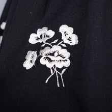 Load image into Gallery viewer, 50s BLACK AND WHITE FLORAL EMBROIDERED FULL SKIRTED PARTY DRESS - XS