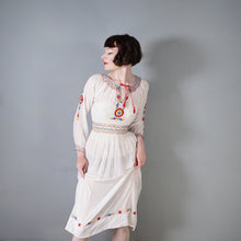Load image into Gallery viewer, 1940s HAND EMBROIDERED HUNGARIAN GAUZE COTTON DRESS - S