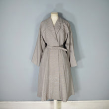 Load image into Gallery viewer, 50s MARLBECK MODEL BELTED BROWN PATTERNED WOOL AUTUMN COAT - S