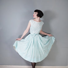 Load image into Gallery viewer, 50s HORROCKSES FOR RICHARD SHOPS GREEN FLORAL FULL SKIRTED DRESS - S