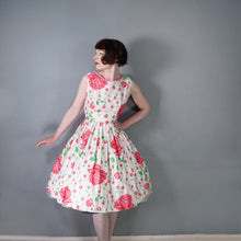 Load image into Gallery viewer, 50s 60s WHITE AND PINK ROSE FLORAL PRINT FULL SKIRT COTTON DAY DRESS - S
