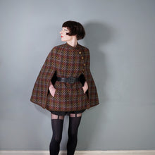 Load image into Gallery viewer, 70s ECLIPSE PURE WOOL BROWN WELSH WOOLLENS TAPESTRY CAPE - S-M