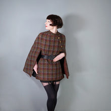 Load image into Gallery viewer, 70s ECLIPSE PURE WOOL BROWN WELSH WOOLLENS TAPESTRY CAPE - S-M