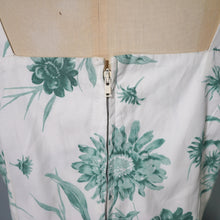 Load image into Gallery viewer, 50s HORROCKSES GREEN AND WHITE FLORAL FULL SKIRTED COTTON PARTY DRESS - S
