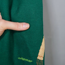 Load image into Gallery viewer, 50s LOPEZ GREEN MEXICAN TOURIST / SOUVENIR FELT APPLIQUE JACKET - S-M