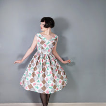 Load image into Gallery viewer, 50s BROWN PINK ROSE AND DIAMON PRINT COTTON DAY DRESS - PETITE SIZE / XS-S
