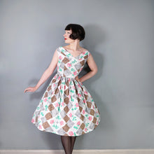 Load image into Gallery viewer, 50s BROWN PINK ROSE AND DIAMON PRINT COTTON DAY DRESS - PETITE SIZE / XS-S