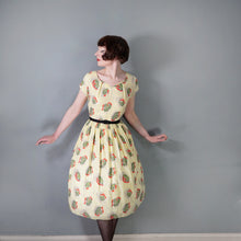 Load image into Gallery viewer, 50s PALE YELLOW CACTUS PRINT LIGHT COTTON DAY DRESS - S
