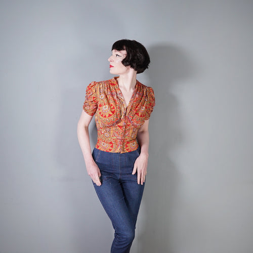 40s 50s RED PRINTED COTTON SUN BLOUSE WITH PUFF SLEEVE - S-M