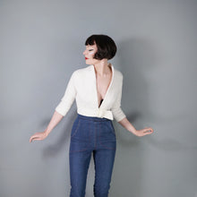 Load image into Gallery viewer, 50s CROPPED WHITE BOLERO CARDIGAN / JACKET WITH BUCKLED WAIST - XS-S