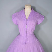 Load image into Gallery viewer, 50s PASTEL PURPLE SEERSUCKER FULL SKIRTED DRESS - S-M