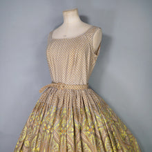 Load image into Gallery viewer, 50s VICTOR JOSSELYN BROWN AND YELLOW PAISELY PRINT FULL SKIRTED DRESS S-M