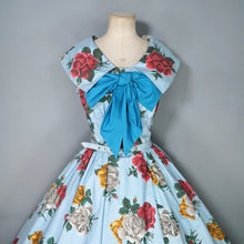 Load image into Gallery viewer, 50s CHAPON LIGHT BLUE HUGE RED WHITE AND YELLOW ROSE PRINT DRESS - M