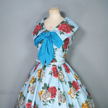 Load image into Gallery viewer, 50s CHAPON LIGHT BLUE HUGE RED WHITE AND YELLOW ROSE PRINT DRESS - M