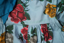 Load image into Gallery viewer, 50s CHAPON LIGHT BLUE HUGE RED WHITE AND YELLOW ROSE PRINT DRESS - M