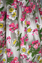Load image into Gallery viewer, 50s 60s GREY AND PINK FLORAL DAY DRESS WITH BELT - S