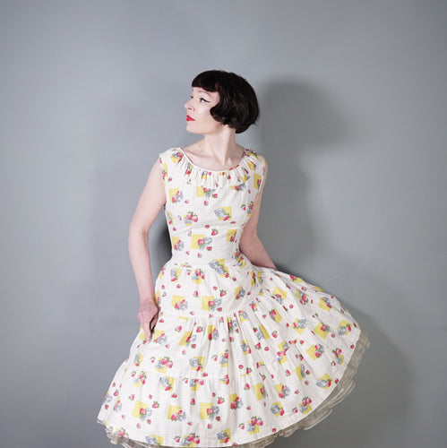 50s 60s STRAWBERRY SUMMER FRUIT PRINT TIERED COTTON DAY DRESS - M