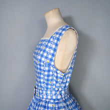 Load image into Gallery viewer, 50s BLUE AND WHITE CHECKED FULL SKIRTED COTTON DRESS WITH LITTLE YELLOW ROSES AND IVY - S-M
