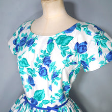 Load image into Gallery viewer, 50s BLUE WHITE FLORAL ROSE PRINT FULL SKIRTED COTTON DRESS - S