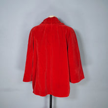 Load image into Gallery viewer, 50s HEAVY DEEP RED VELVET SWING COAT / OPERA JACKET - M
