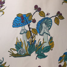 Load image into Gallery viewer, 70s AUTUMNAL NOVELTY PRINT MUSHROOM AND SNAIL PRINT SHIRT - L