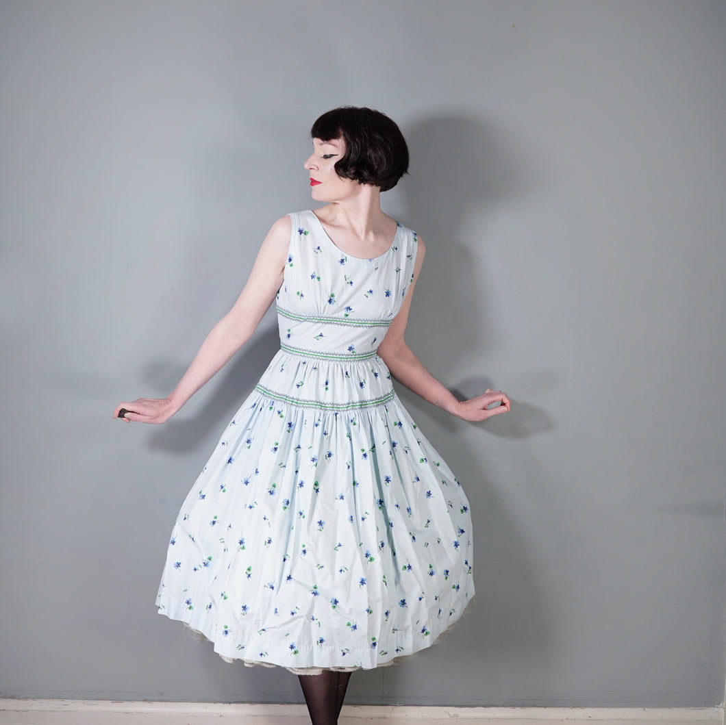 50s LIGHT BLUE VIOLET FLOWER PRINT CALIFORNIA COTTONS DRESS - S