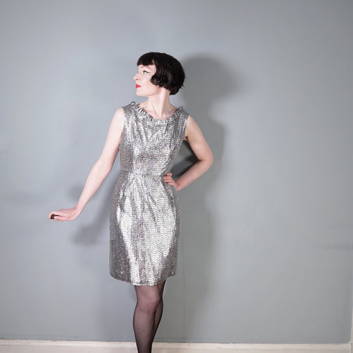 60s SPARKLY SILVER LUREX MINI SPACE AGE DRESS - S
