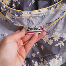 Load image into Gallery viewer, 50s EASTEX GREY FLORAL DAISY PRINT COTTON FULL SKIRT DRESS - XS-S