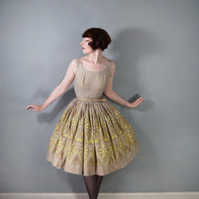 Load image into Gallery viewer, 50s VICTOR JOSSELYN BROWN AND YELLOW PAISELY PRINT FULL SKIRTED DRESS S-M