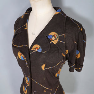 70s BROWN ART DECO LADY AMULET PRINT PUFF SLEEVE SHIRT - L