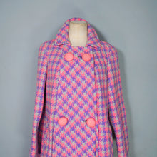 Load image into Gallery viewer, 60s PINK AND PURPLE HOUNDSTOOTH AUTUMN SWING COAT - S-M