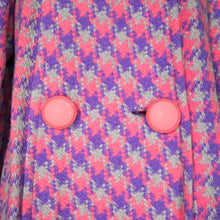 Load image into Gallery viewer, 60s PINK AND PURPLE HOUNDSTOOTH AUTUMN SWING COAT - S-M