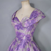 Load image into Gallery viewer, 50s 60s FRANK USHER GREY AND PURPLE FLORAL FORMAL PARTY DRESS - XS