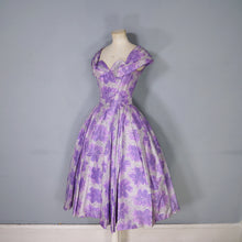 Load image into Gallery viewer, 50s 60s FRANK USHER GREY AND PURPLE FLORAL FORMAL PARTY DRESS - XS