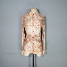 Load image into Gallery viewer, 70s CHINESE ROMANTIC SCENIC NOVELTY PRINT SILKY SHIRT - S