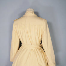 Load image into Gallery viewer, 70s YELLOWY BEIGE BELTED FIT AND FLARE AUTUMN TRENCHCOAT - XS / petite