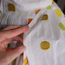 Load image into Gallery viewer, 50s WHITE FULL SKIRTED DRESS WITH WOVEN COLOURFUL DOTS - S