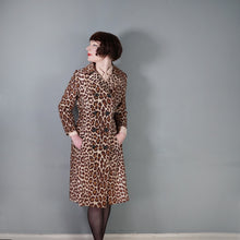 Load image into Gallery viewer, 60s BERGDORF GOODMAN / COUNT ROMI LEOPARD PRINT TRENCH COAT - S-M