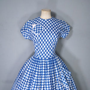 50s BLUE HOUNDTOOTH PEGGY PAGE FULL SKIRTED DRESS WITH POCKETS - S