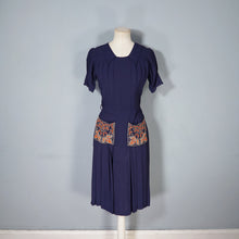 Load image into Gallery viewer, 40s NAVY BLUE RAYON CREPE DRESS WITH BEADED ORANGE POCKETS - XS