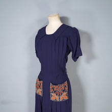 Load image into Gallery viewer, 40s NAVY BLUE RAYON CREPE DRESS WITH BEADED ORANGE POCKETS - XS