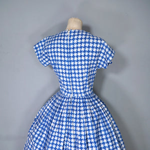 50s BLUE HOUNDTOOTH PEGGY PAGE FULL SKIRTED DRESS WITH POCKETS - S