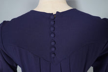 Load image into Gallery viewer, 40s NAVY BLUE RAYON CREPE DRESS WITH BEADED ORANGE POCKETS - XS