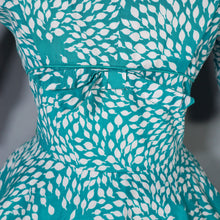 Load image into Gallery viewer, 50s CALIFORNIA EMERALD GREEN AND WHITE LEAF PRINT FULL SKIRTED DRESS - XS