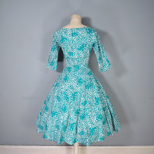 Load image into Gallery viewer, 50s CALIFORNIA EMERALD GREEN AND WHITE LEAF PRINT FULL SKIRTED DRESS - XS