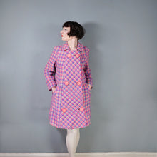 Load image into Gallery viewer, 60s PINK AND PURPLE HOUNDSTOOTH AUTUMN SWING COAT - S-M