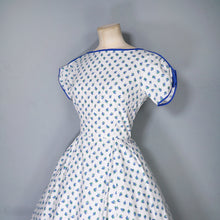 Load image into Gallery viewer, 60s BLUE WHITE ROSEBUD FLORAL AND POLKA DOT PRINT COTTON DAY DRESS - XS / petite fit