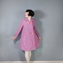 Load image into Gallery viewer, 60s PINK AND PURPLE HOUNDSTOOTH AUTUMN SWING COAT - S-M